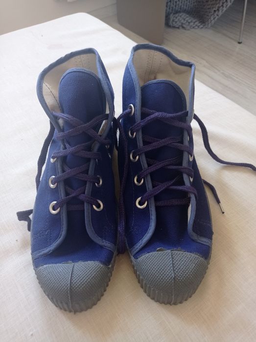 Granatowe trampki rozmiar 40