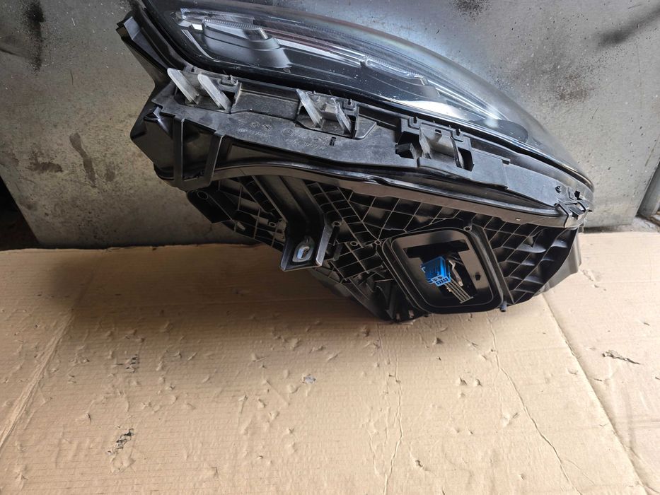 lampa przód Mercedes GLA A247 Full led Multibeam