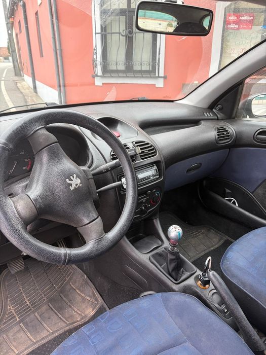 Vendo Pegeot 206 1.9D