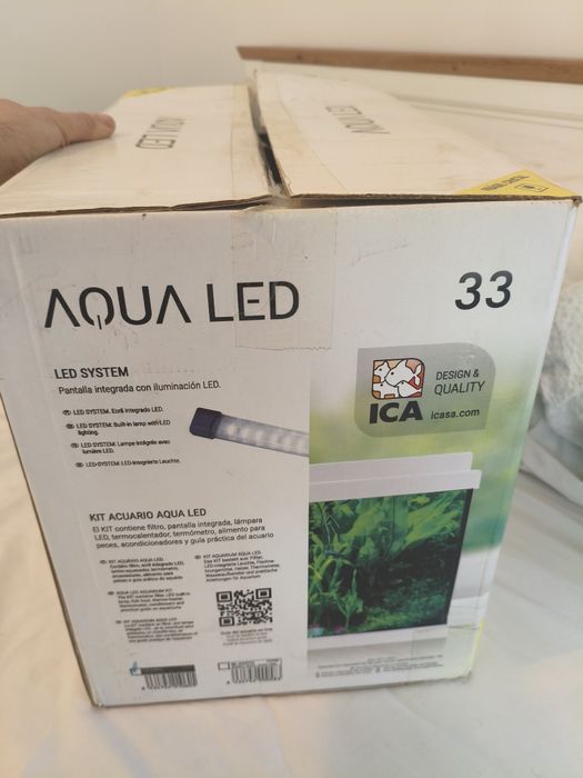 Aquário Aqua LED 32L (ICA) + Acessórios – Como Novo!