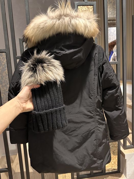 Продам парку Woolrich