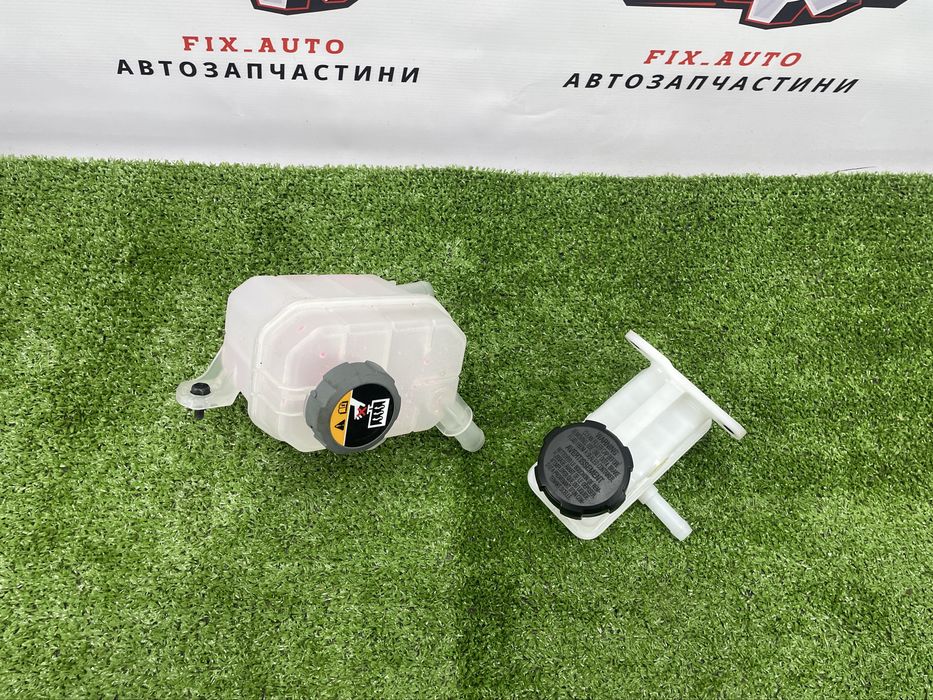 Бачок розширювальний охолоджуючої рідини, гальмівної системи Ніро 23-