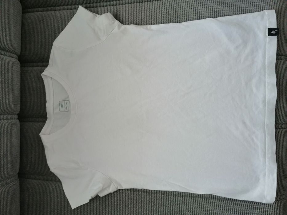 Bluza z kapturem 4F 134/140, koszulka 4F gratis!