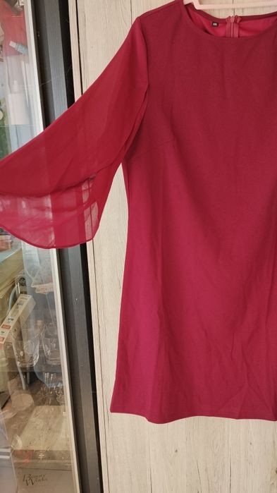 Sukienka trapezowa bordowa elegancka