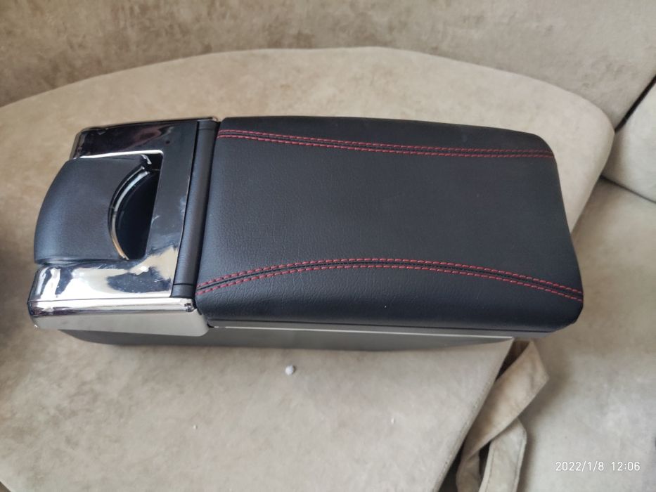 Подлокотник Kia K2, kia rio 3 2011-2019