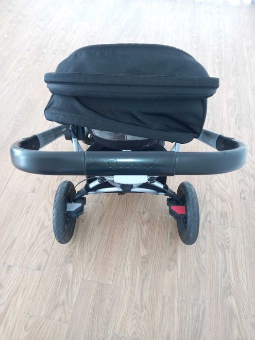 Conjunto Quinny
Carrinho + babycoque + base auto