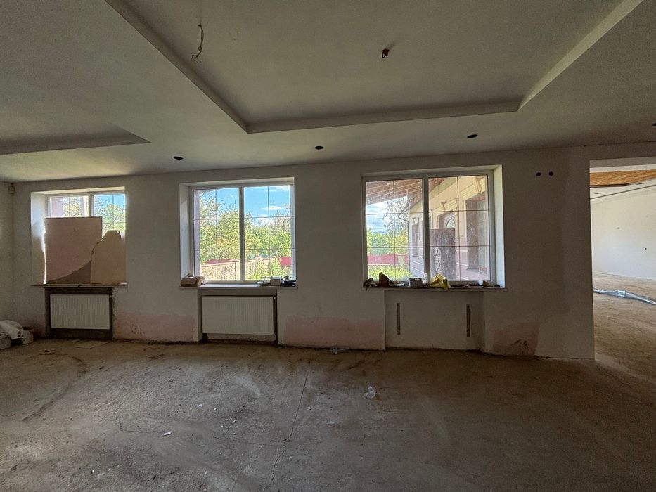 Комерційне приміщення в селі Яблунька_МА