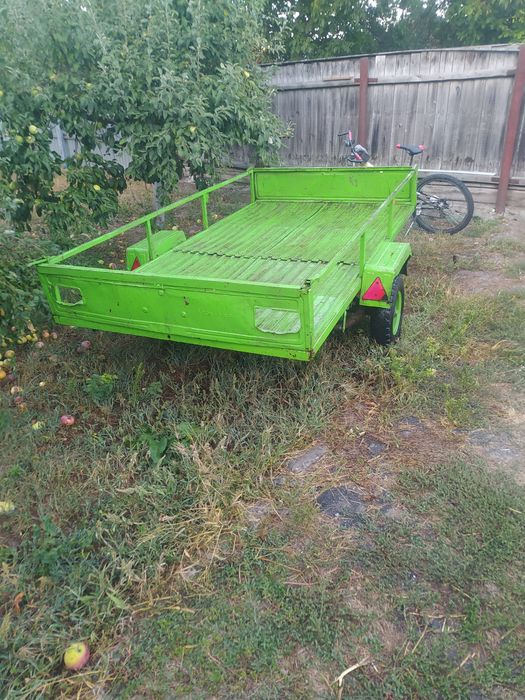 авто причеп бджілка