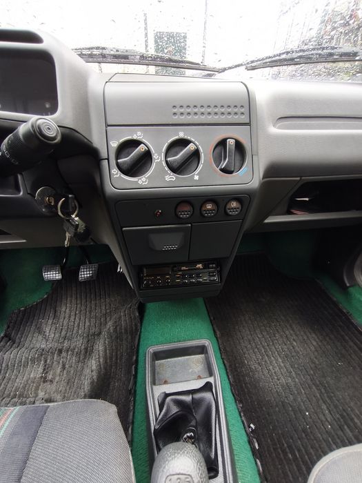 Peugeot 205 ano 1992