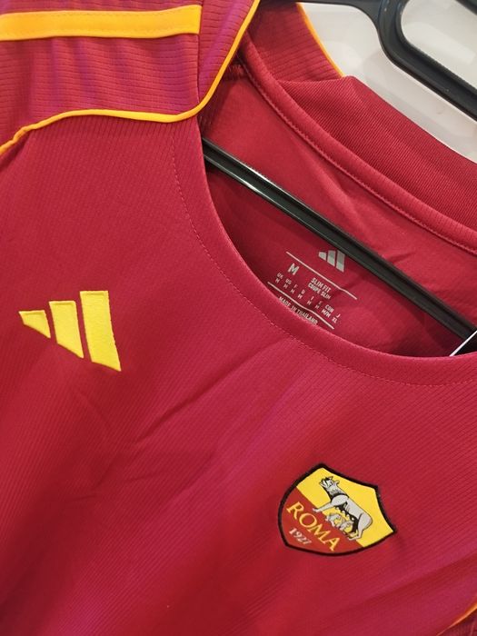 Camisola Roma época 25 26