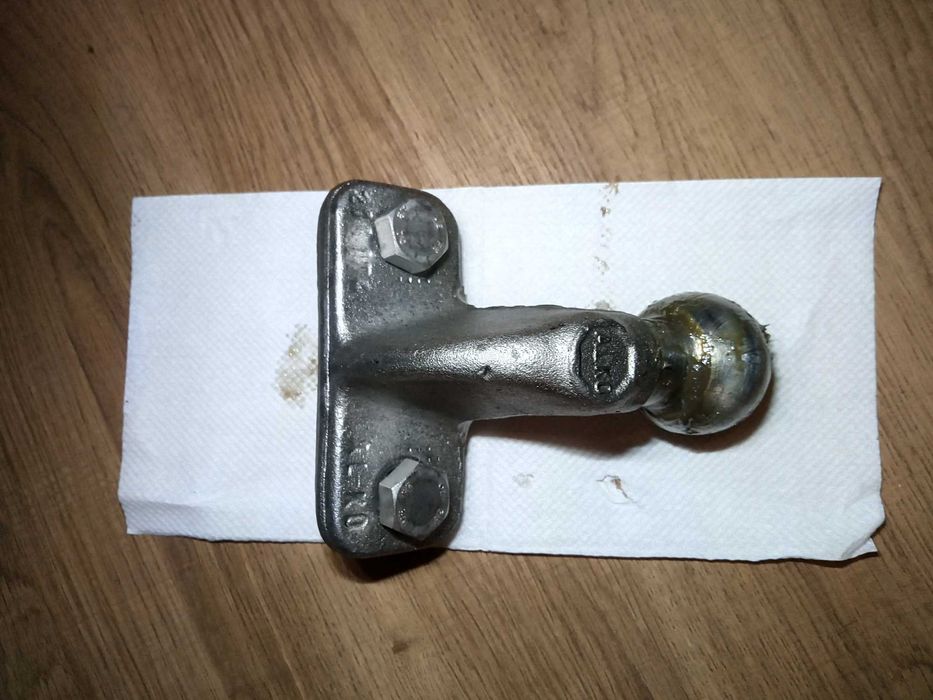 tomada de reboque c/ 7 pinos em alumínio/Bola de reboque 50 mm