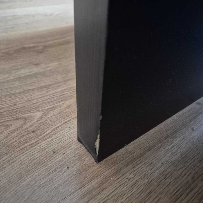 Muito Espaçosa Secretária IKEA com Tampo de Vidro, em Super Bom Estado