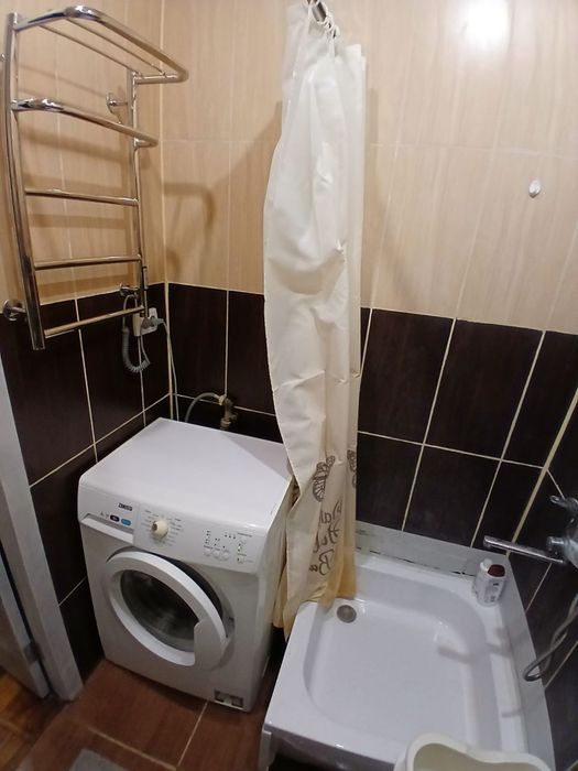 Продам гостинку м Спортивная