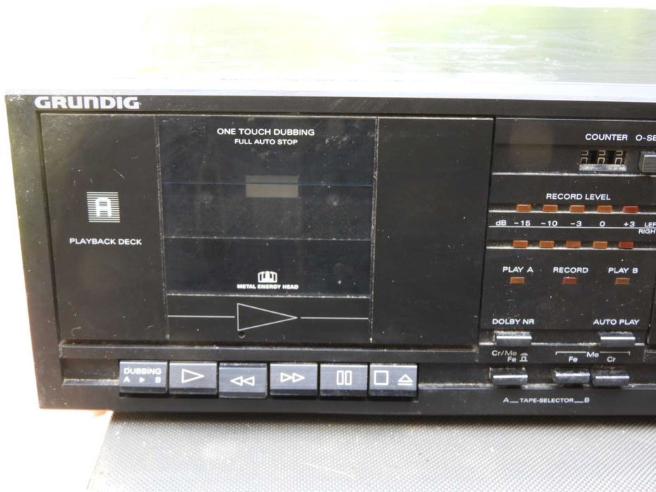 Magnetofon Grundig CCF 4300 MK II do naprawy lub na części