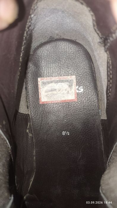 Шкіряні черевики -Clarks