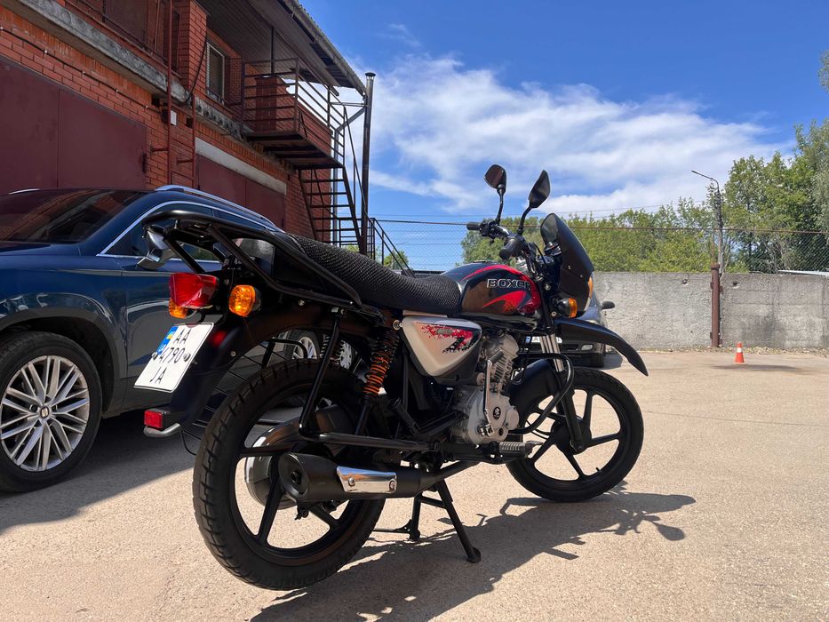 Оренда/Прокат мотоцикла (скутера) Bajaj Boxer 125/150 (1900 тиждень)