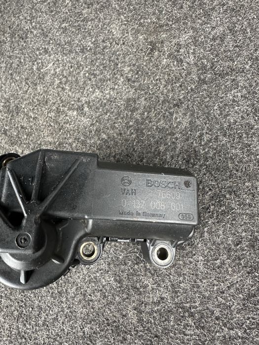 Продам  Регулятор холостого ходу ПАСАТ б 4.1.8 РХХ