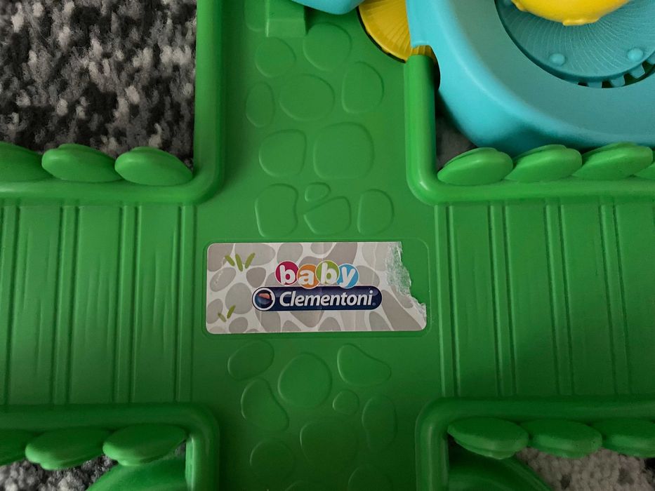 Clementoni - interaktywna ciuchcia (Pociąg Farmera)