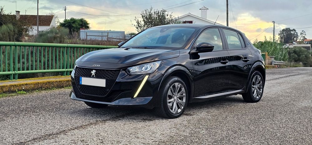 Peugeot e-208 | Elétrico | 2023 - Muitos Extras | IVA Dedutí
