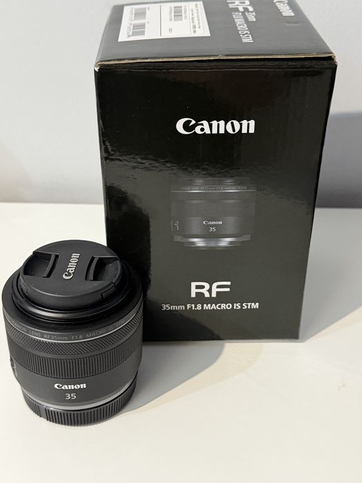 Nowy obiektyw Canon RF 35 mm F 1.8 Macro IS S