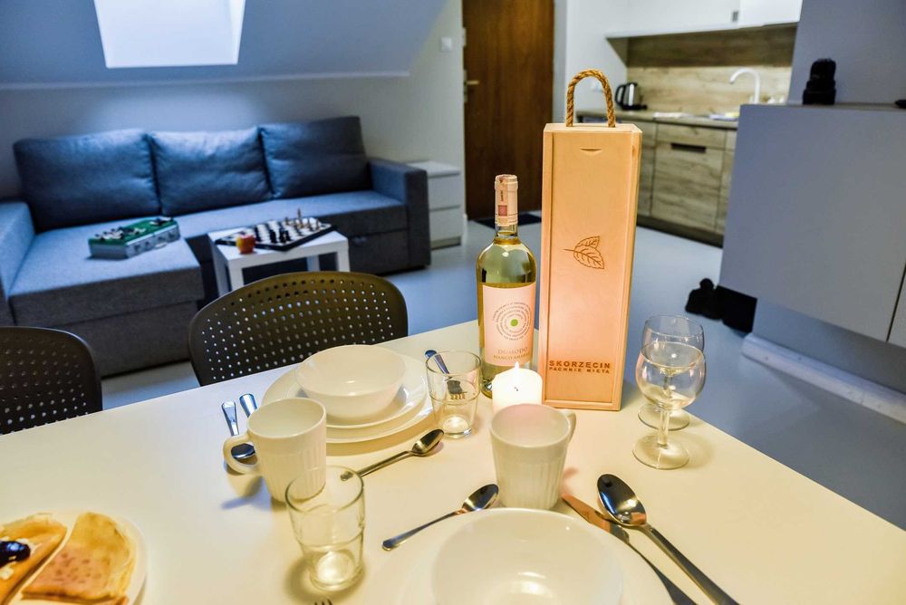 domki i apartamenty nad jeziorem w Skorzęcinie - noclegi