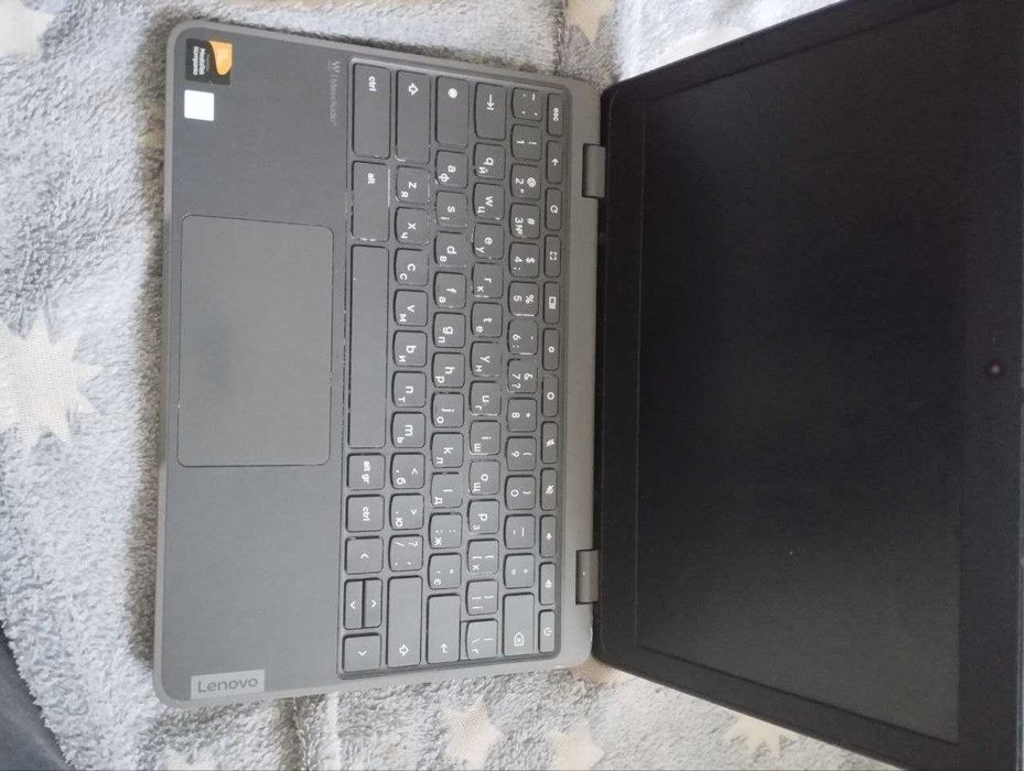 хромбук с дефектом