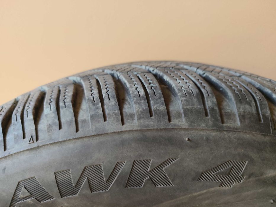 4x Firestone Winterhawk 4 215/60 R17 – zimowe – 6 mm – DOT 2021
