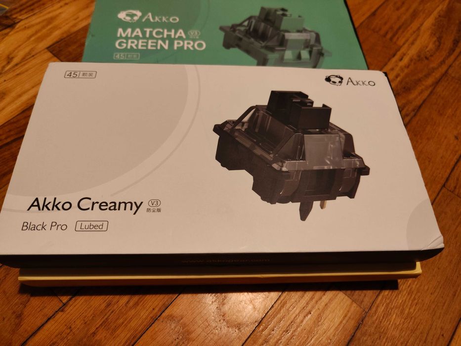 Akko Creamy Black Pro V3 – 45 szt przełączniki (switch), ciche, lubed