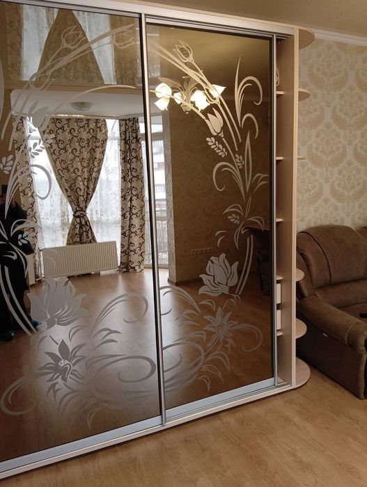 Оренда однокімнатної великої квартири в новобудові. ЖК премьер холл