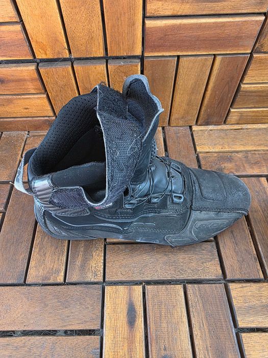 Kombinezon motocyklowy Adrenaline Cameleon 2.0 plus buty i rękawice.