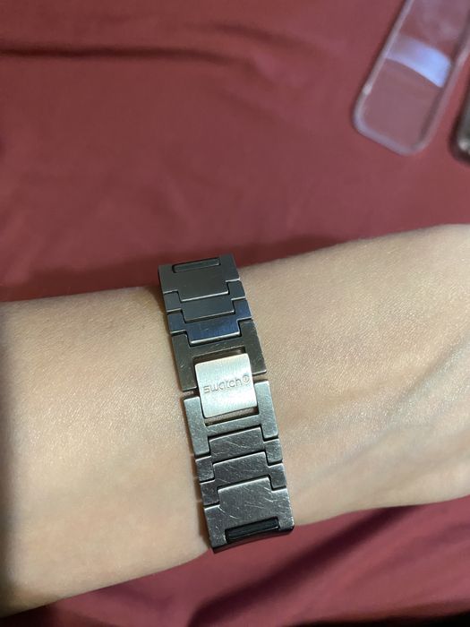 Женские часы Swatch оригинал с коробкой и документами