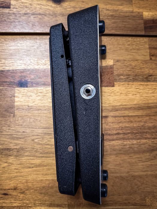 Dunlop Cry Baby GCB-95 Modificado — True Bypass + LED