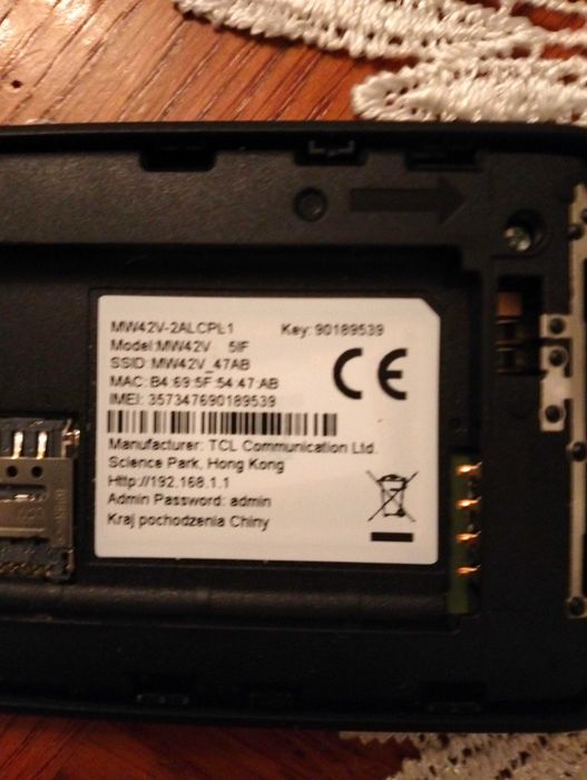 Nowy duży tablet z pokrowcem