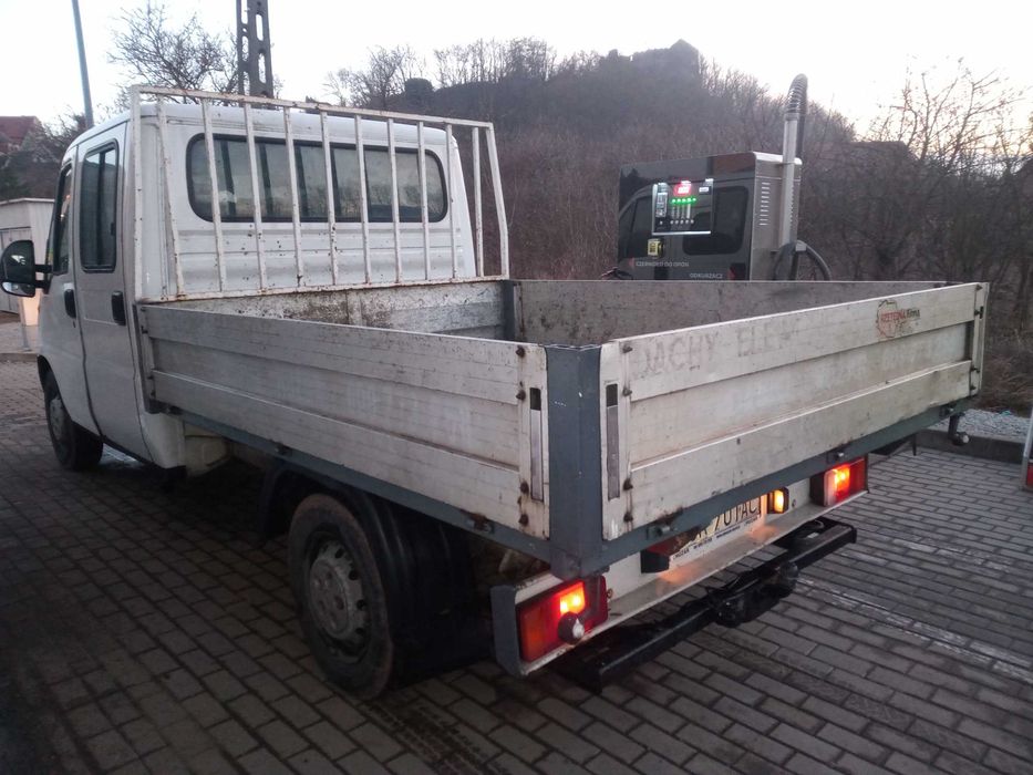 Peugeot Boxer Doka 2.8 HDI 128KM 7-osob skrzyniowy