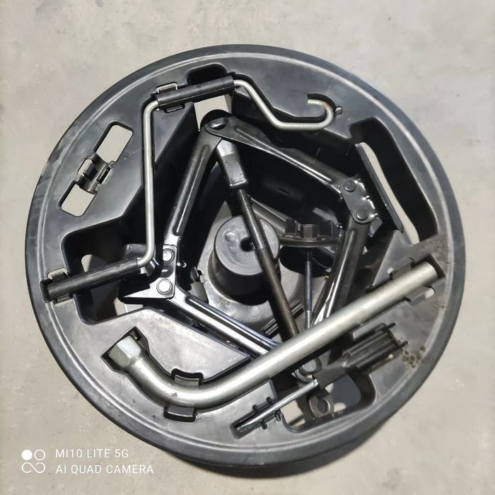 Conjunto macaco de rodas - Fiat Grand Punto  / Evo