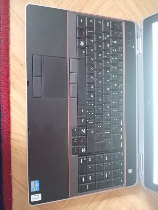 Laptop Dell Latitude E6520