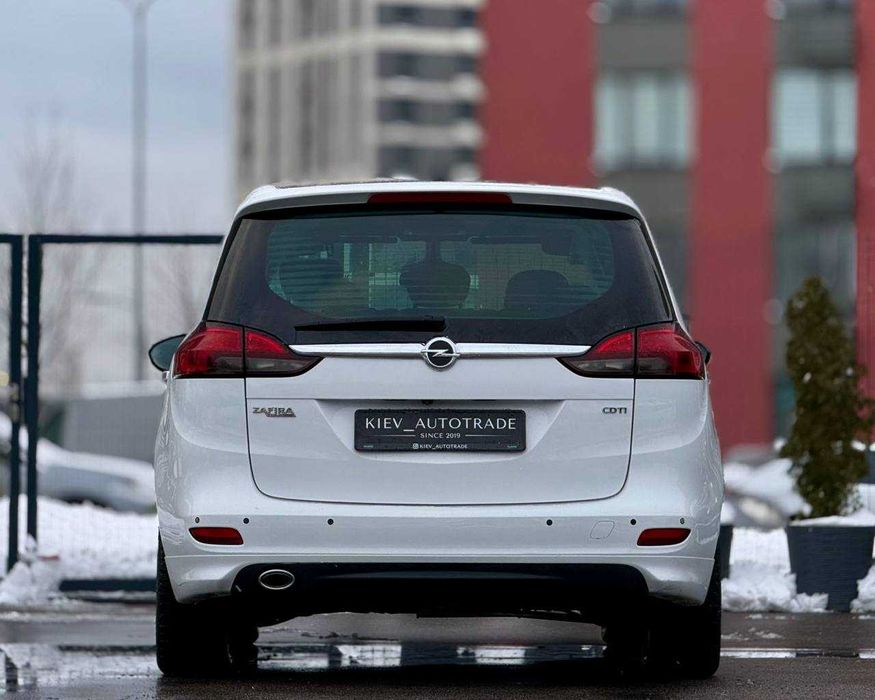 Opel Zafira Tourer OPC-line