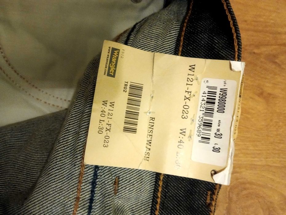 Nowe spodnie Wrangler XXL W40 L30