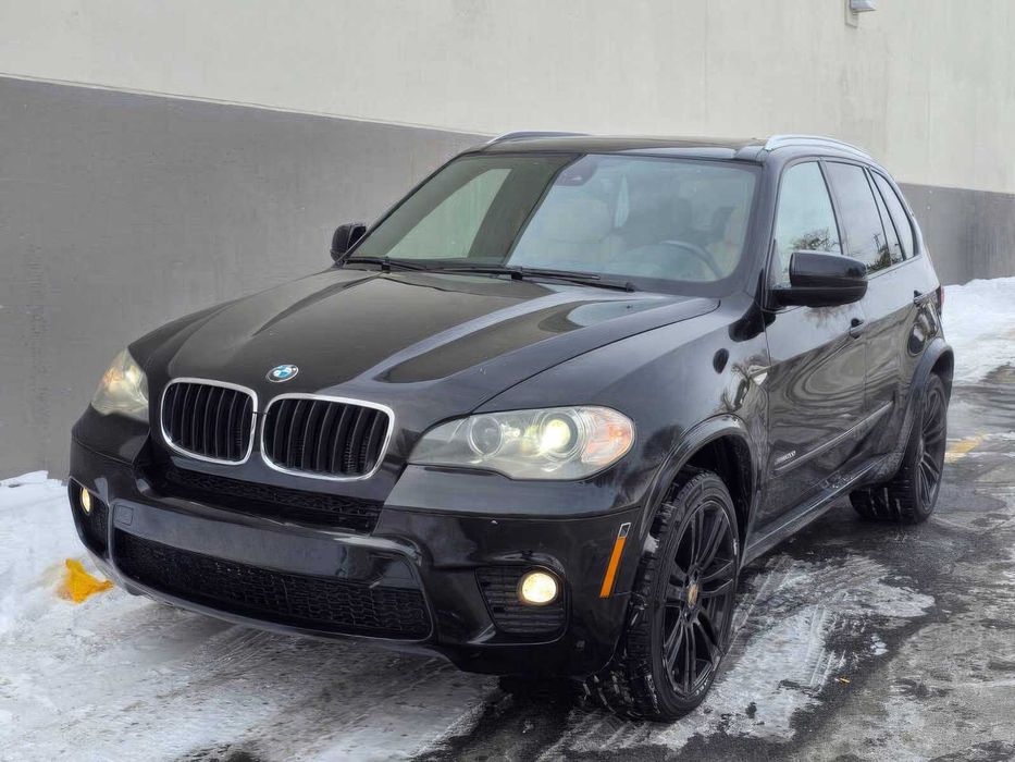 BMW X5 xDrive35i      2012