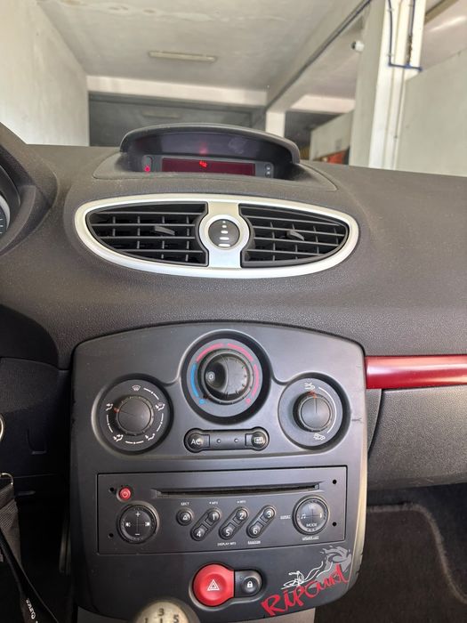 Renault Clio 1.5 Rip Curl