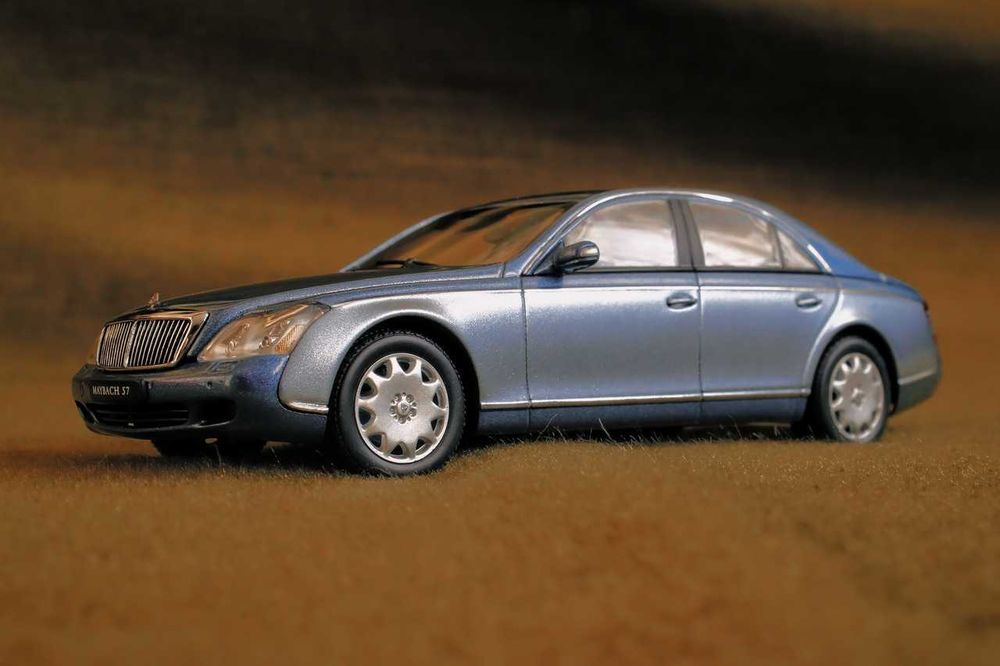 Maybach 57 Mercedes model skala 1/43 AutoArt