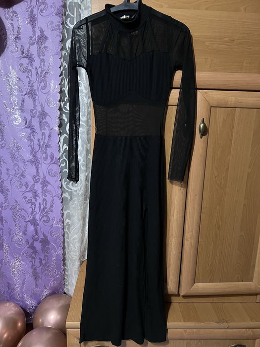 Продам платя с-м. Оплата на пошті