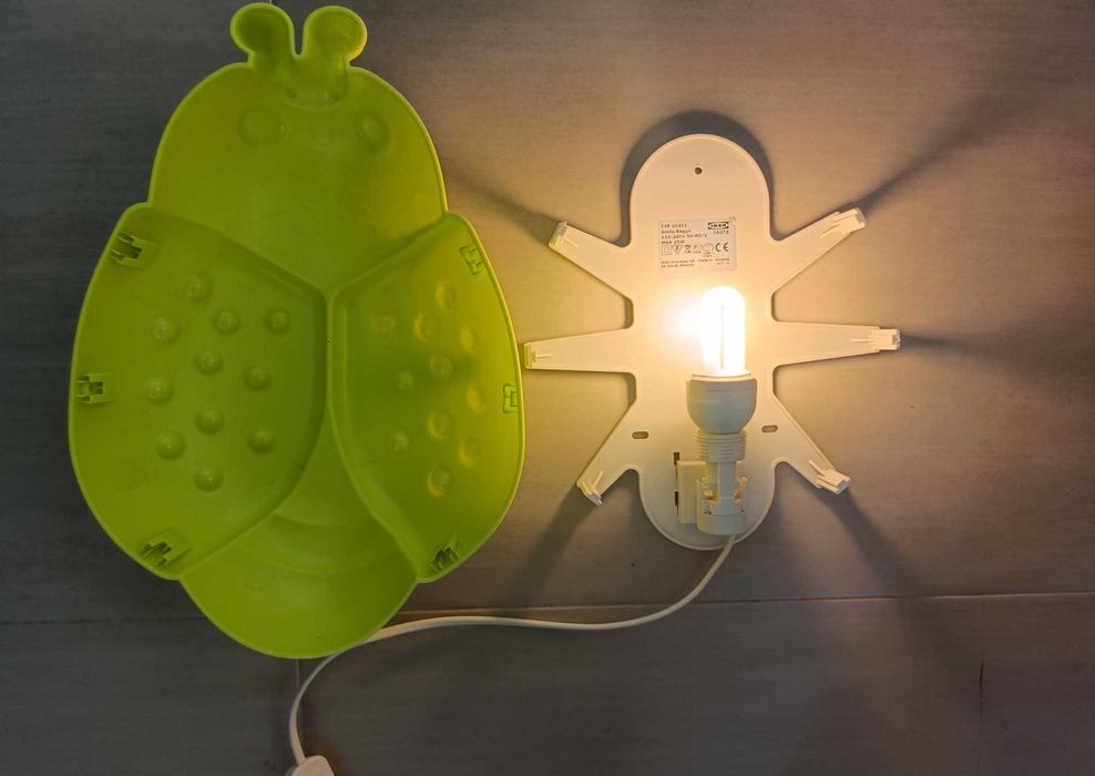 Candeeiro IKEA joaninha