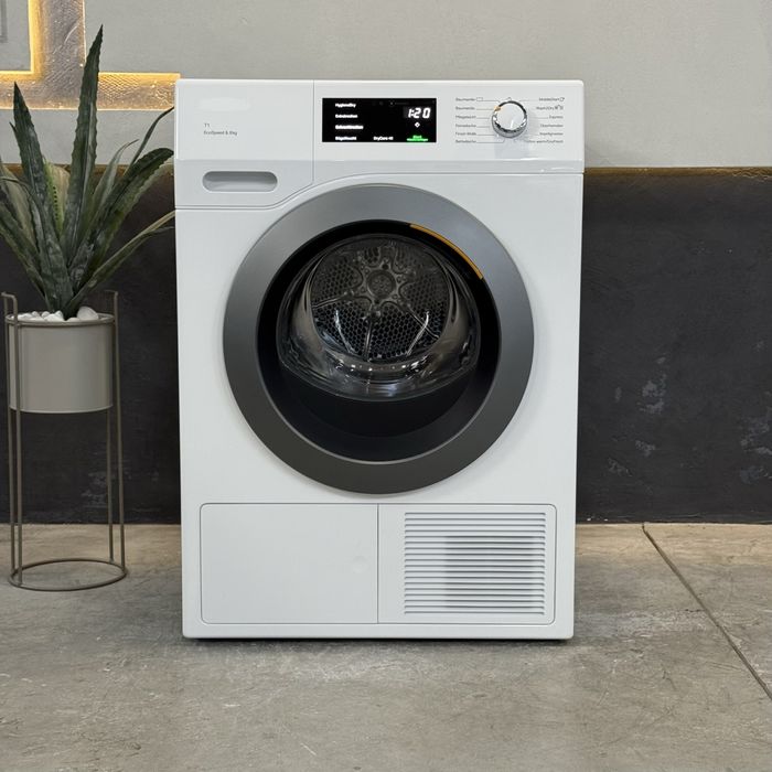 Сушильна машина TCF770wp