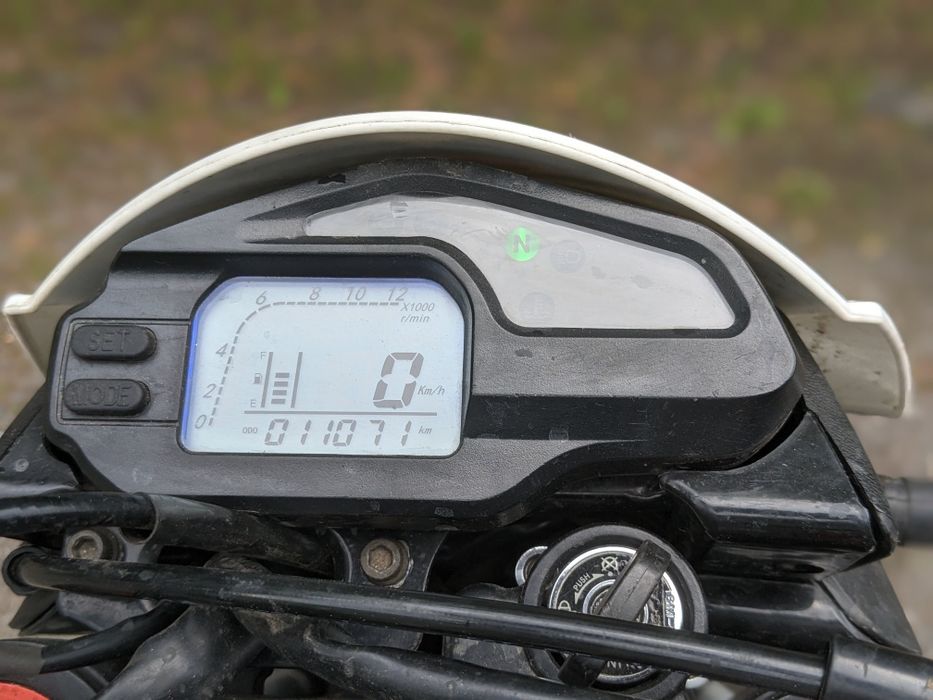 Geon dakar twincam 250 рідинне охолодження