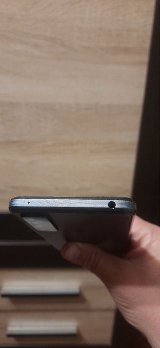 TCL 20R 5G (T767H) на запчастини або під відновлення