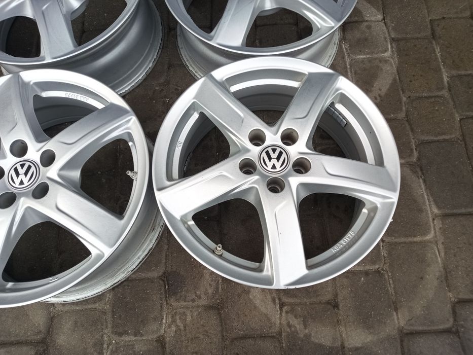 Alufelgi 16 5x100 do Audi A3 Seat Leon Golf 4