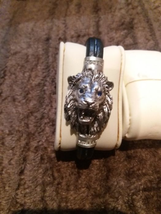 Pulseira com cabeça de leões,ursos,Cavalos
