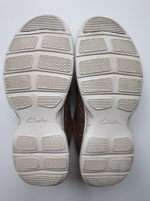 Clarks  черевики чоловічі 42.5 устілка 28 см  кросівки  кеди взуття обувь ботинки   (  як ECCO , Geox , Skechers )