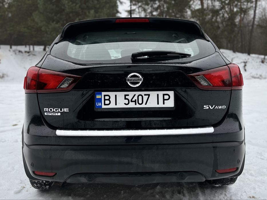 Nissan Rogue Sport SV AWD